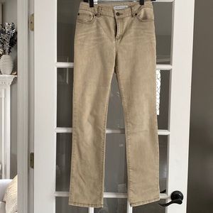 Woman’s pants size 0 chicos ( regular 4-6)